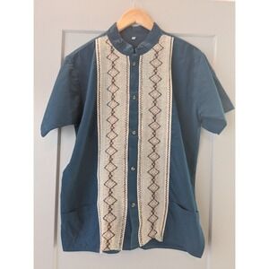 Handmade One of a Kind Embroidered Mens Sz M‎ Green Button Down Shirt